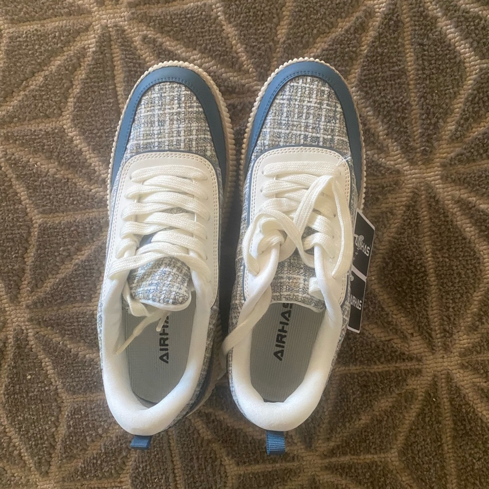Women's Blue and Cream Sneakers - Picture 4 of 6